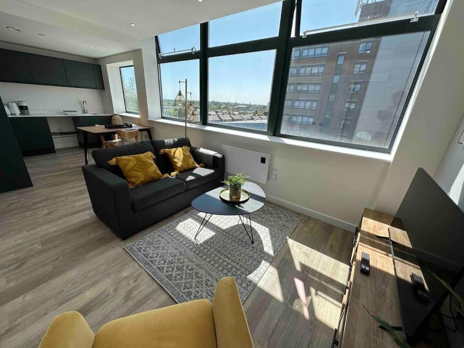 Appartement 1 Bed Flat With View Of Old Trafford à Manchester Extérieur photo
